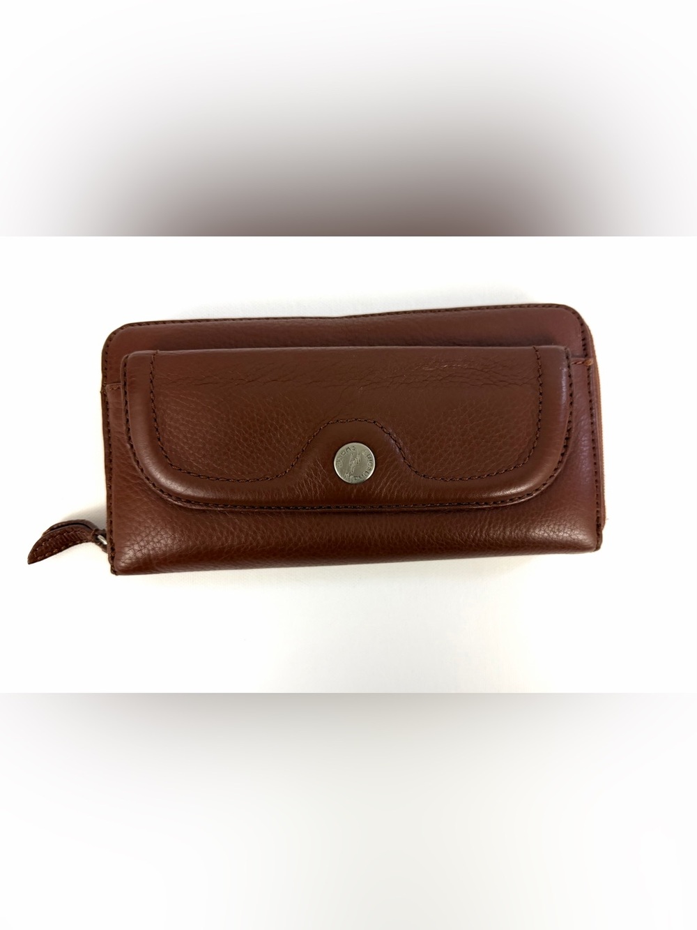 Stone Mountain Vintage Chocolate Brown Soft Pebbled Leather Zip Wallet w/storage